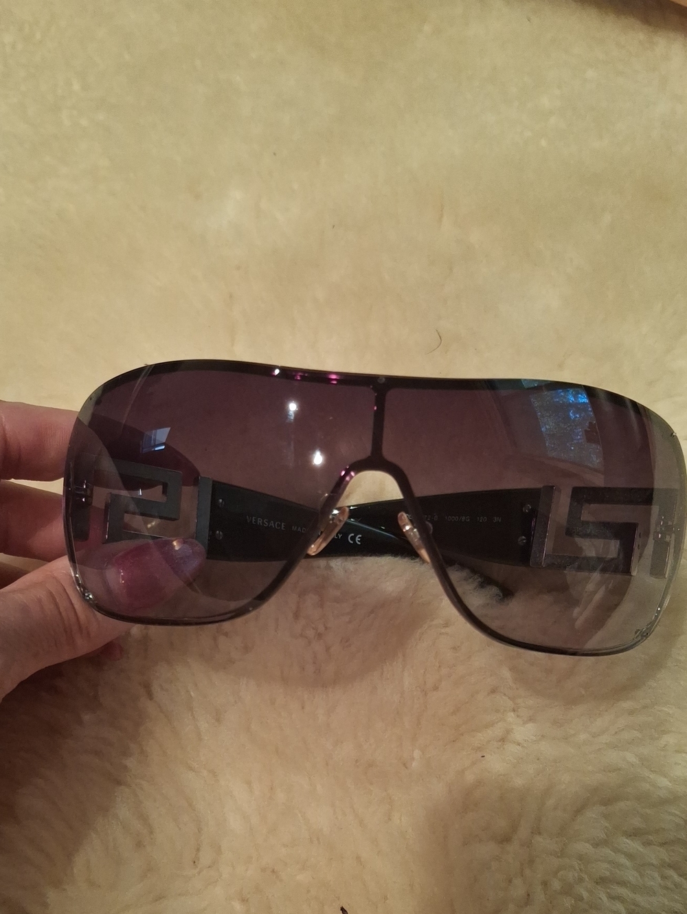 Versace Black Sunglasses with Gradient Lenses Sparkling Crystal Design